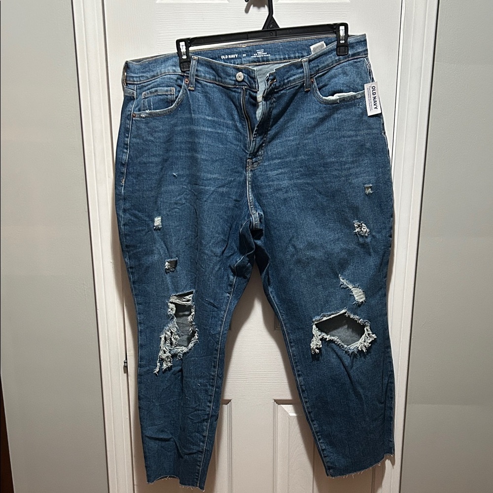 Old Navy Woman’s Straight Fit Ripped Jeans - Blue